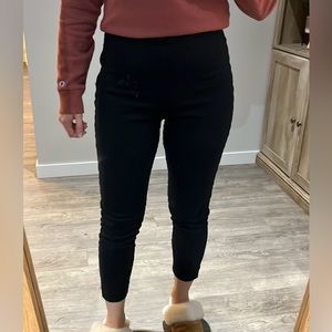 Cropped skinny pants